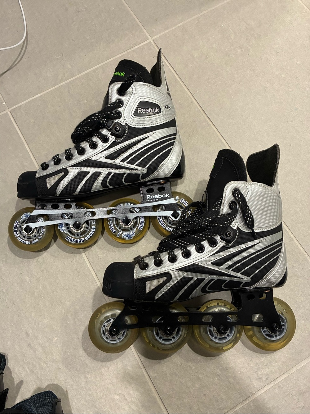 Reebok Black & Silver Inline Roller Hockey Skates WITH Wrist, Elbow, Knee Pads